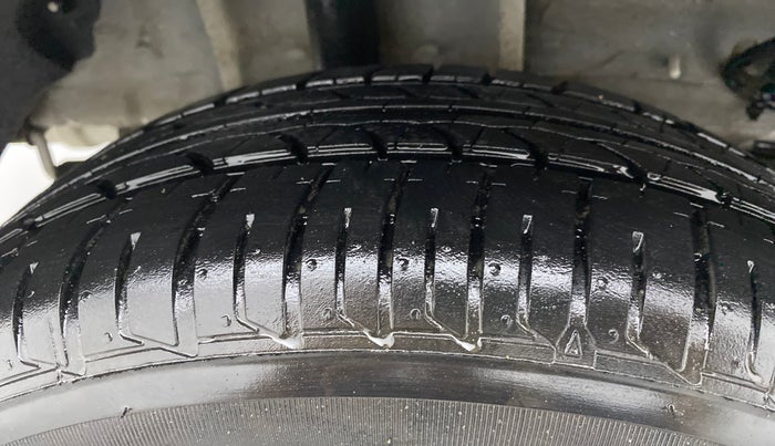 2022 Tata TIGOR XM CNG, CNG, Manual, 8,062 km, Right Rear Tyre Tread