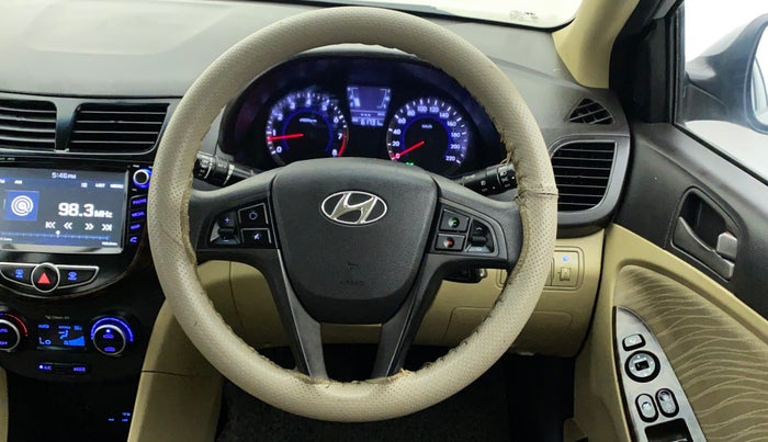 2016 Hyundai Verna FLUIDIC 4S 1.6 VTVT SX, Petrol, Manual, 61,731 km, Steering Wheel Close Up