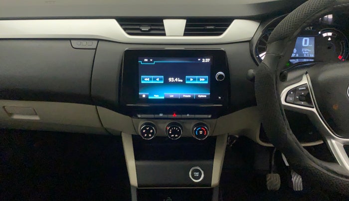 2022 Renault TRIBER RXZ AMT, Petrol, Automatic, 3,704 km, Air Conditioner