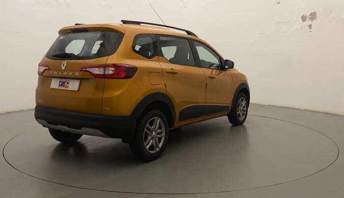 2022 Renault TRIBER RXZ AMT, Petrol, Automatic, 3,704 km, Right Back Diagonal