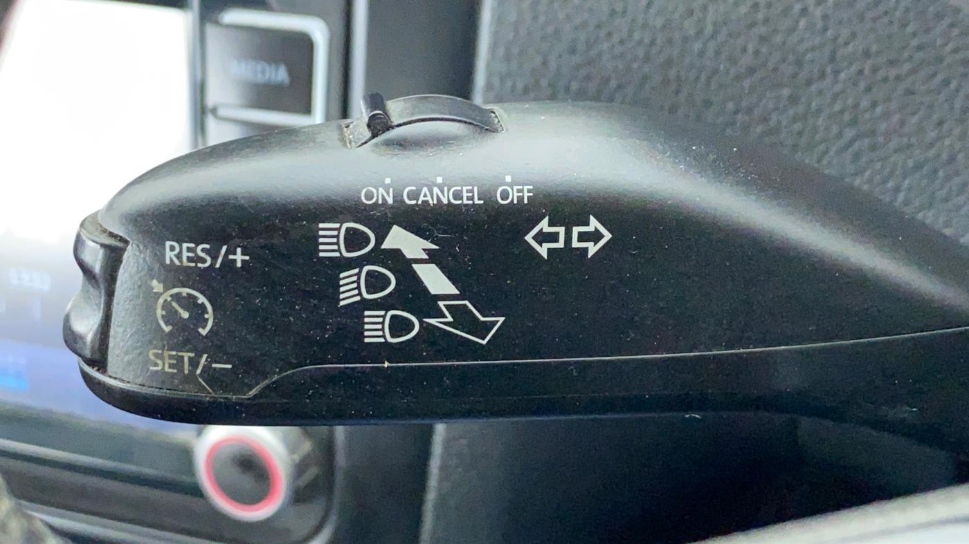 2017 Volkswagen Vento COMFORTLINE MT PETROL, Petrol, Manual, 68,808 km, Adaptive Cruise Control