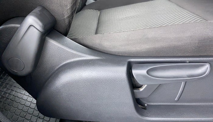 2017 Volkswagen Vento COMFORTLINE MT PETROL, Petrol, Manual, 68,808 km, Driver Side Adjustment Panel