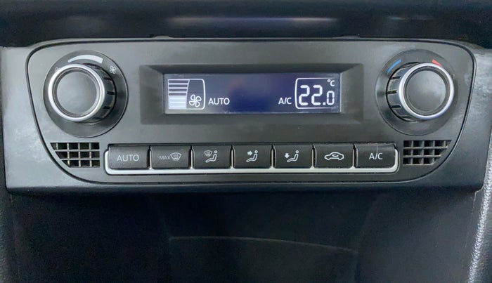 2017 Volkswagen Vento COMFORTLINE MT PETROL, Petrol, Manual, 68,808 km, Automatic Climate Control