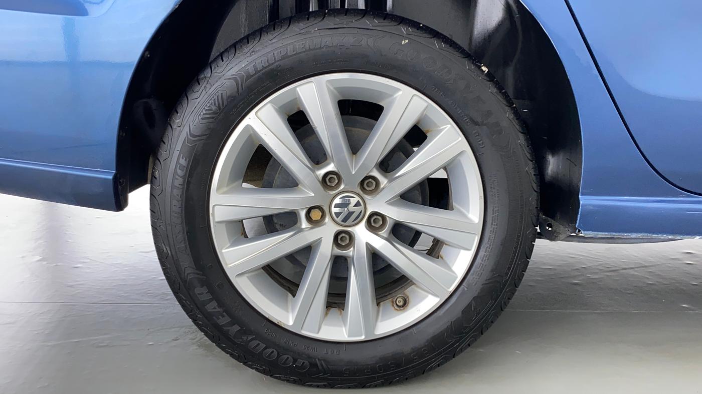 2017 Volkswagen Vento COMFORTLINE MT PETROL, Petrol, Manual, 68,808 km, Right Rear Wheel