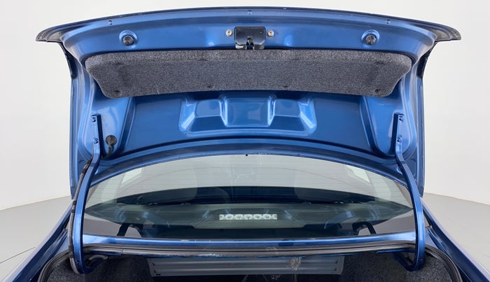 2017 Volkswagen Vento COMFORTLINE MT PETROL, Petrol, Manual, 68,808 km, Boot Door Open