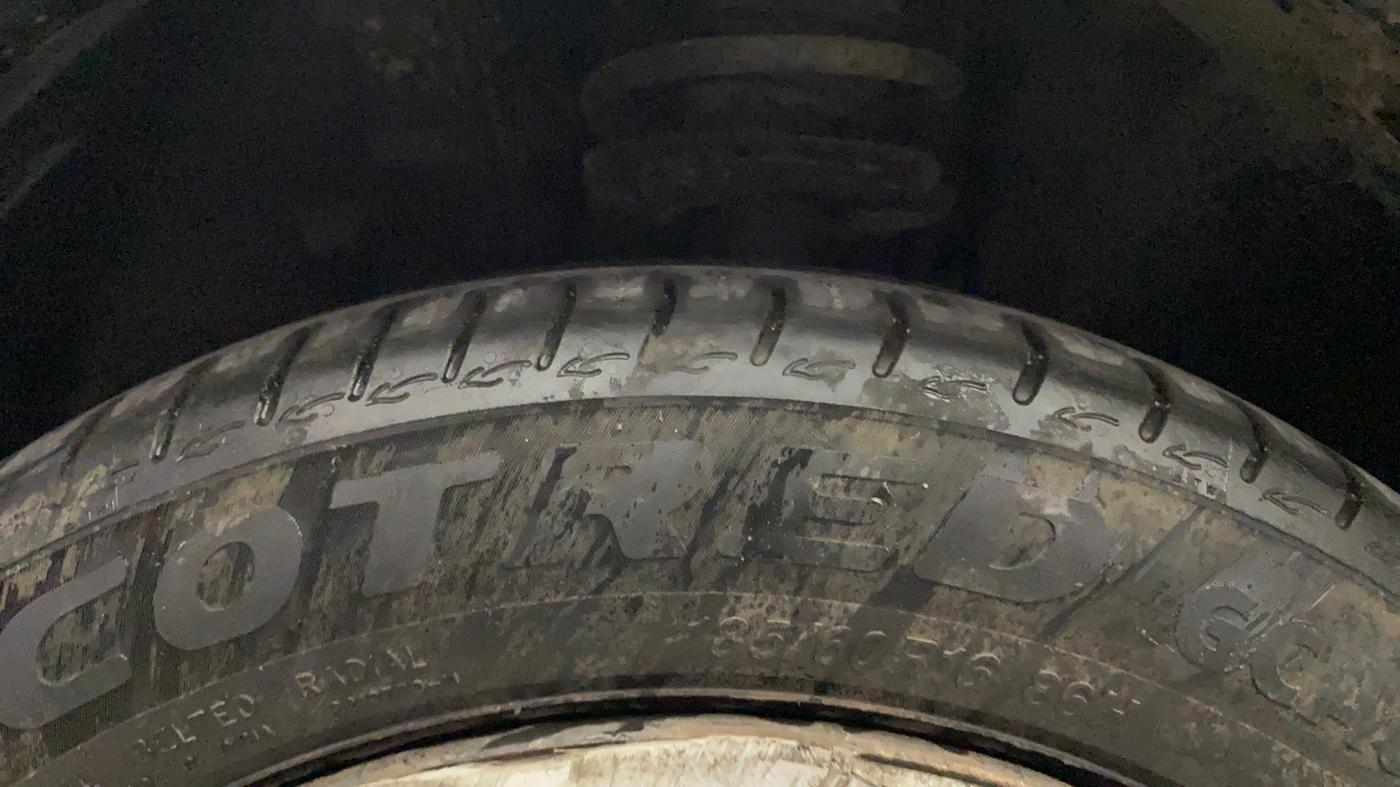 2023 Tata ALTROZ XM PLUS SUNROOF CNG, CNG, Manual, 13,117 km, Left Front Tyre Tread
