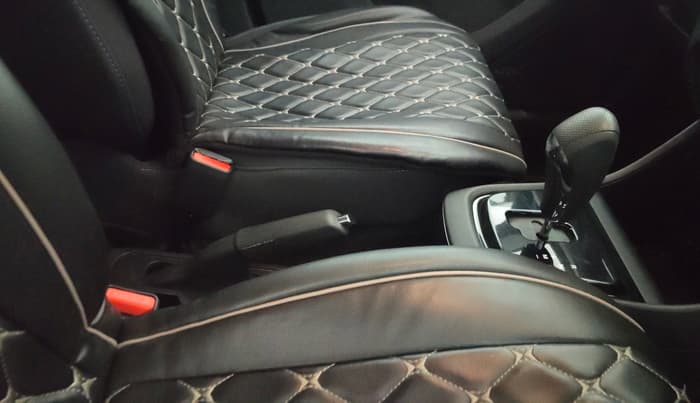 2021 Tata PUNCH CREATIVE AMT 1.2 RTN DUAL TONE, Petrol, Automatic, 19,571 km, Gear Lever