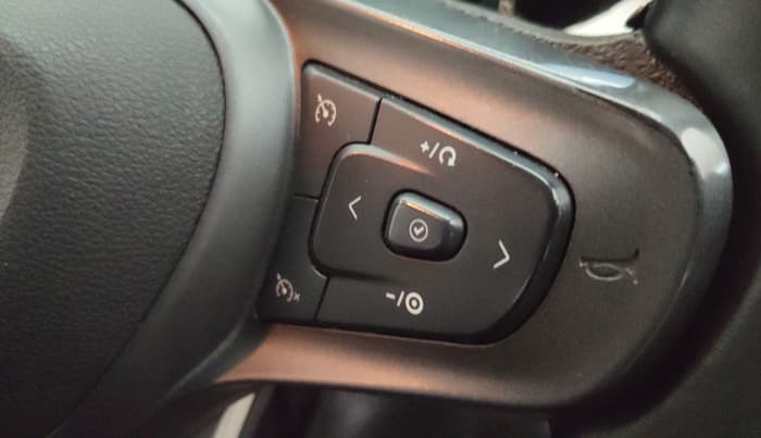 2021 Tata PUNCH CREATIVE AMT 1.2 RTN DUAL TONE, Petrol, Automatic, 19,571 km, Adaptive Cruise Control