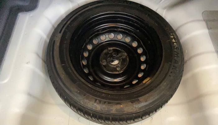 2020 Hyundai AURA SX 1.2 (O), Petrol, Manual, 76,765 km, Spare Tyre