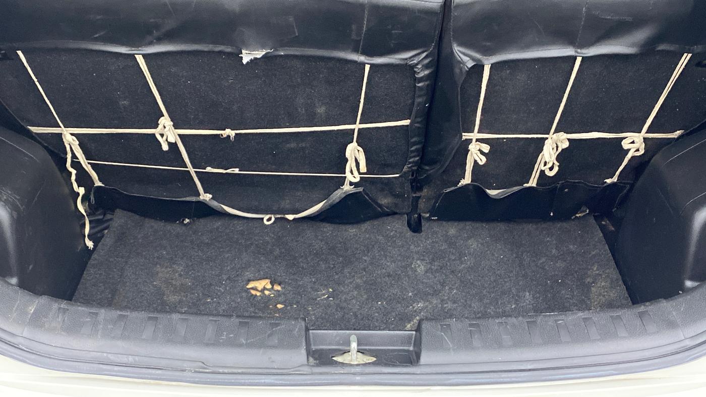 2015 Maruti Swift ZXI, Petrol, Manual, 76,065 km, Boot Inside