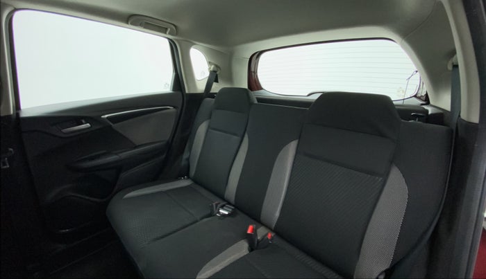 2017 Honda WR-V 1.5 i-DTEC VX MT, Diesel, Manual, 44,182 km, Right Side Rear Door Cabin