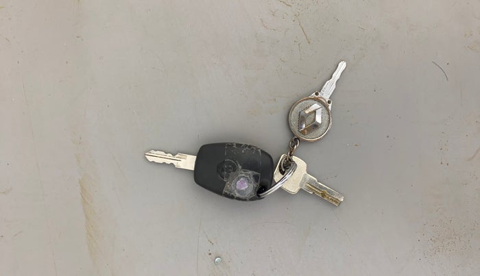 2016 Renault Duster RXL 85PS EXPLORE, Diesel, Manual, 41,789 km, Key Close Up