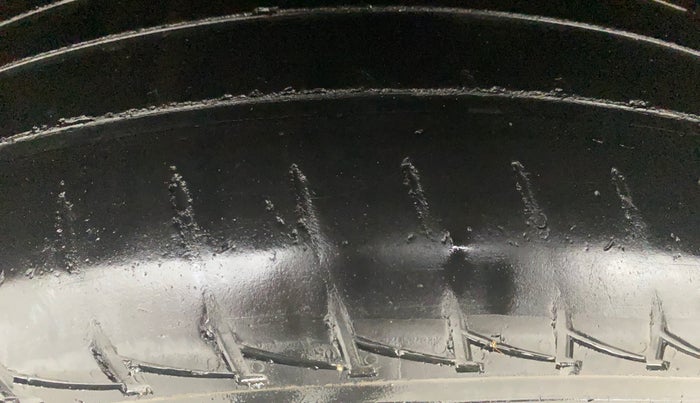 2016 Renault Duster RXL 85PS EXPLORE, Diesel, Manual, 41,789 km, Left Front Tyre Tread