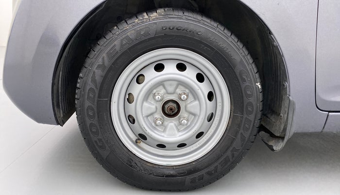 2015 Hyundai Eon ERA PLUS, Petrol, Manual, 47,972 km, Left Front Wheel