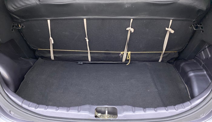 2015 Hyundai Eon ERA PLUS, Petrol, Manual, 47,972 km, Boot Inside