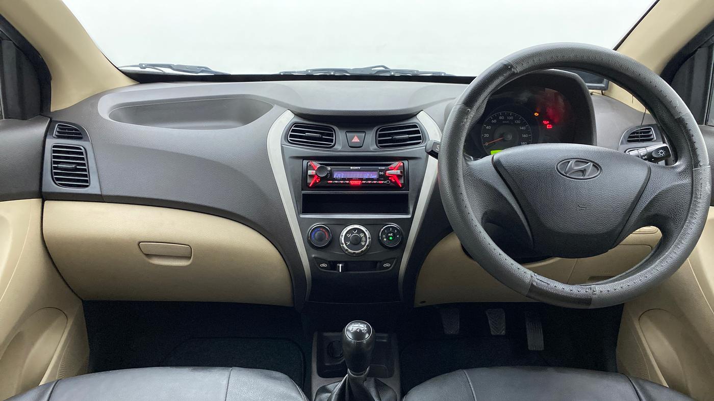 2015 Hyundai Eon ERA PLUS, Petrol, Manual, 47,972 km, Dashboard
