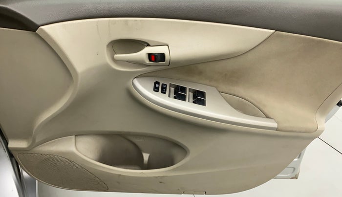 2010 Toyota Corolla Altis 1.8 J, Petrol, Manual, 46,064 km, Driver Side Door Panels Control