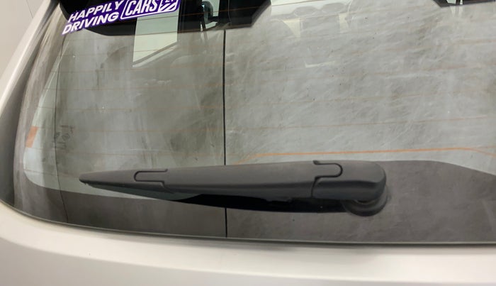 2022 Nissan MAGNITE XV EXECUTIVE, CNG, Manual, 49,559 km, Rear Wiper