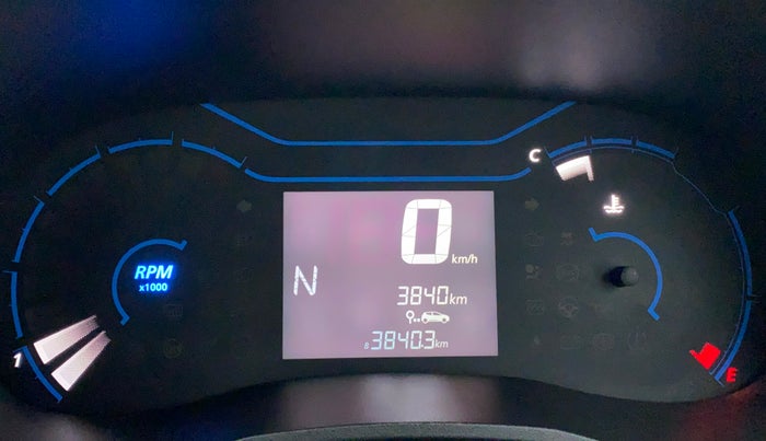 2021 Renault Kwid 1.0 RXT Opt AT, Petrol, Automatic, 3,964 km, Odometer Image