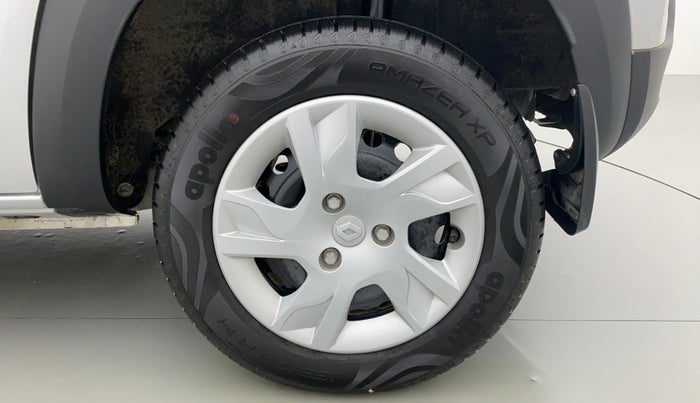 2021 Renault Kwid 1.0 RXT Opt AT, Petrol, Automatic, 3,964 km, Left Rear Wheel