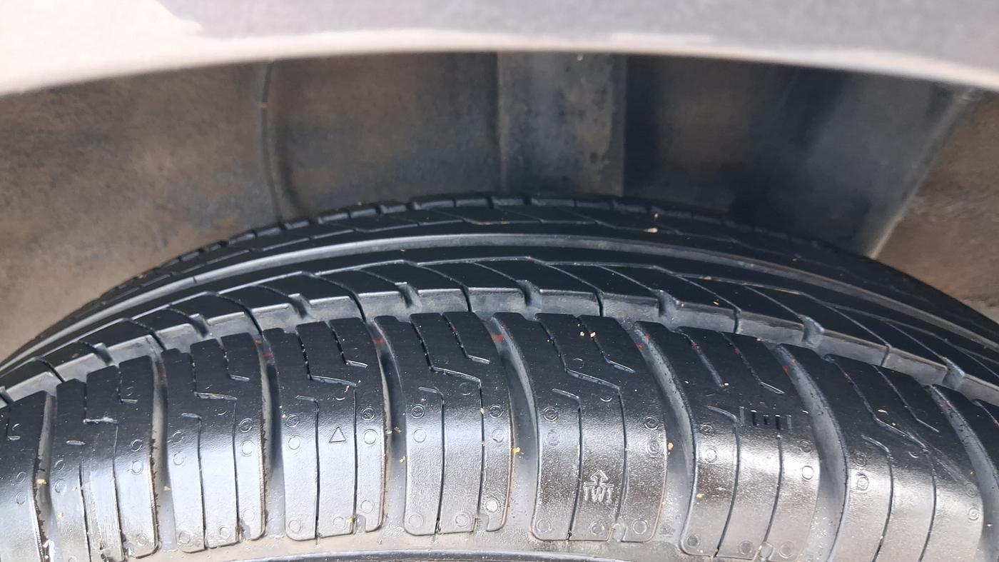2022 Hyundai GRAND I10 NIOS SPORTZ 1.2 KAPPA VTVT CNG, CNG, Manual, 61,243 km, Left Rear Tyre Tread
