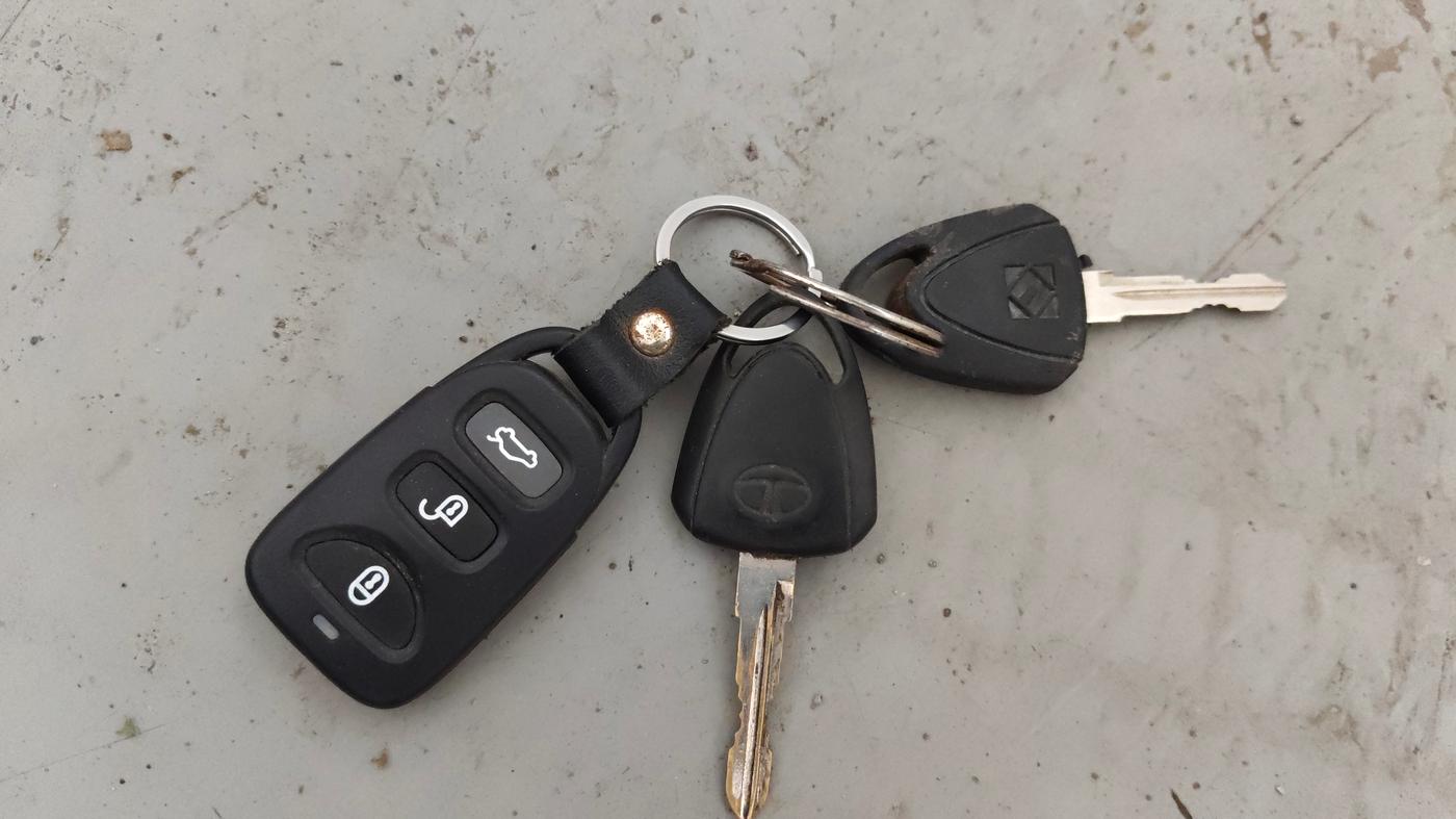 2014 Tata Nano TWIST XT, Petrol, Manual, 60,639 km, Key Close Up