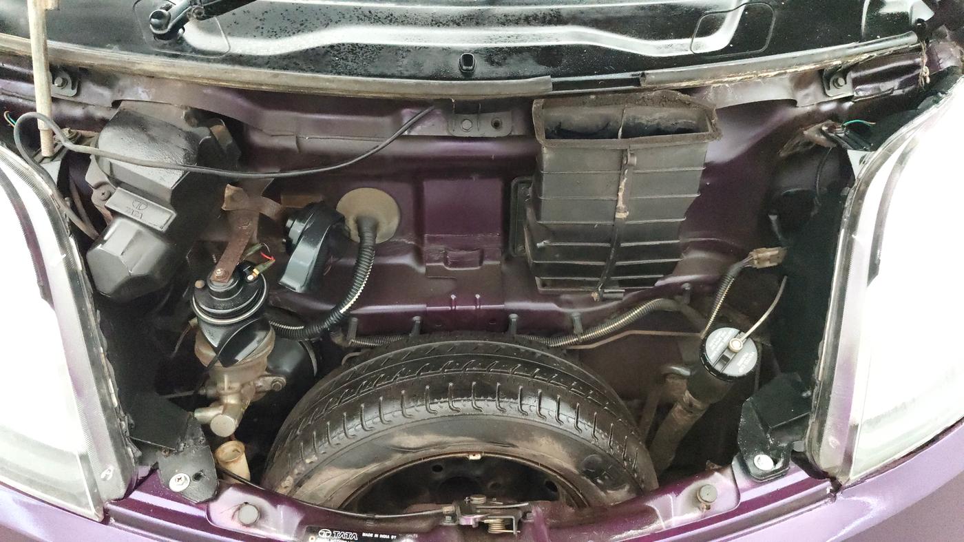 2014 Tata Nano TWIST XT, Petrol, Manual, 60,639 km, Engine View