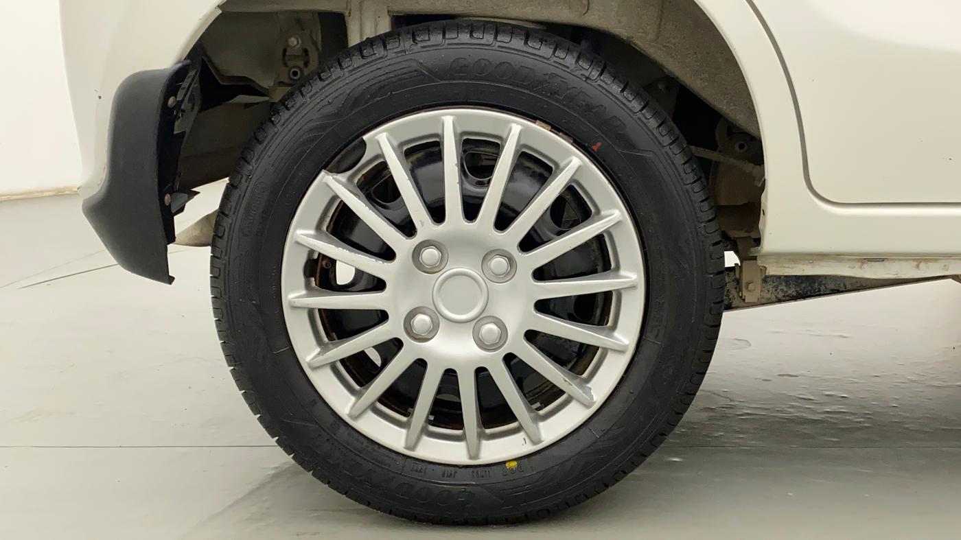 2018 Maruti Alto K10 VXI (O), Petrol, Manual, 25,933 km, Right Rear Wheel