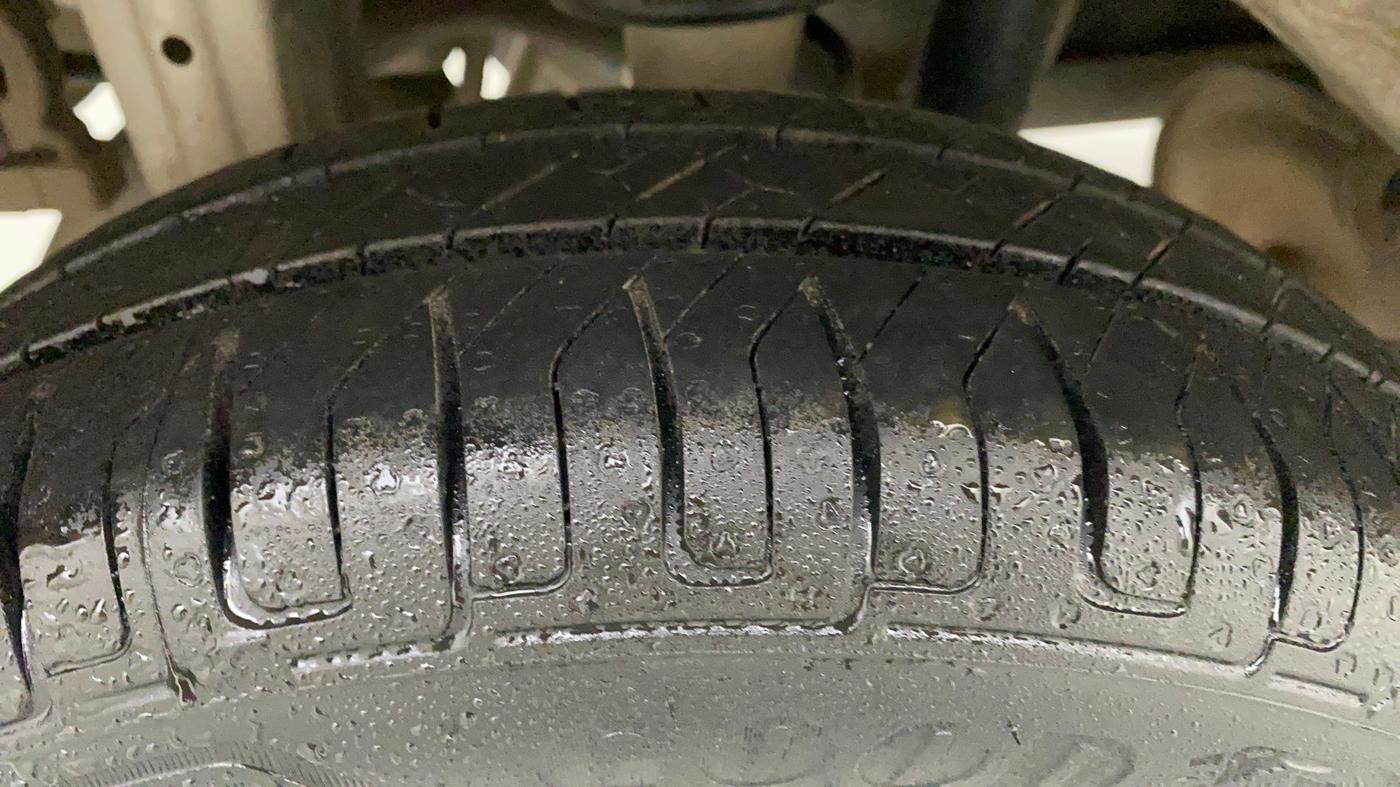 2018 Maruti Alto K10 VXI (O), Petrol, Manual, 25,933 km, Right Rear Tyre Tread