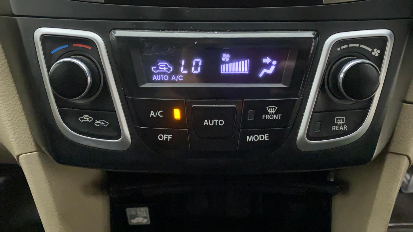 2018 Maruti Ciaz DELTA DIESEL 1.3, Diesel, Manual, 74,648 km, Automatic Climate Control
