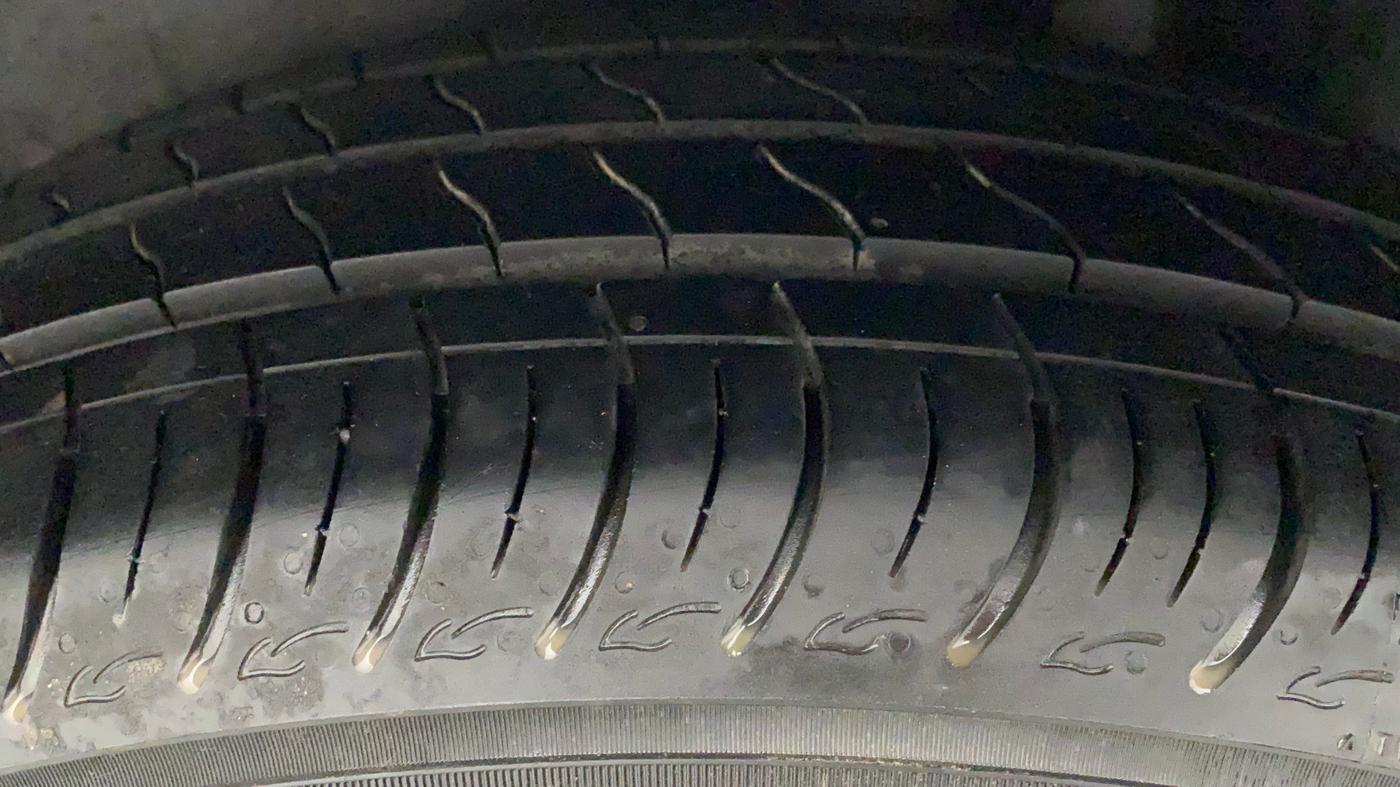 2018 Maruti Ciaz DELTA DIESEL 1.3, Diesel, Manual, 74,648 km, Left Rear Tyre Tread