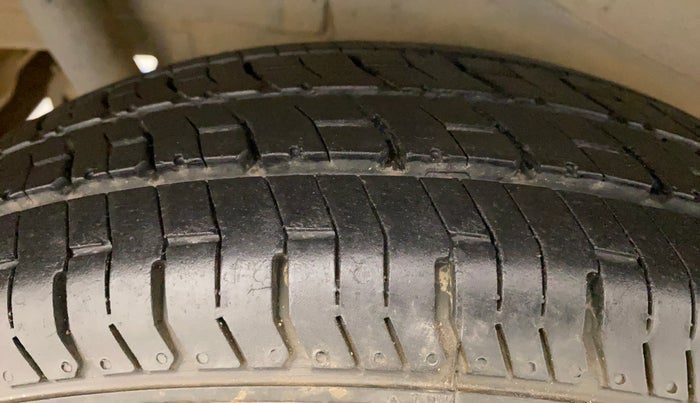 2012 Maruti Wagon R 1.0 LXI, Petrol, Manual, 50,317 km, Right Rear Tyre Tread