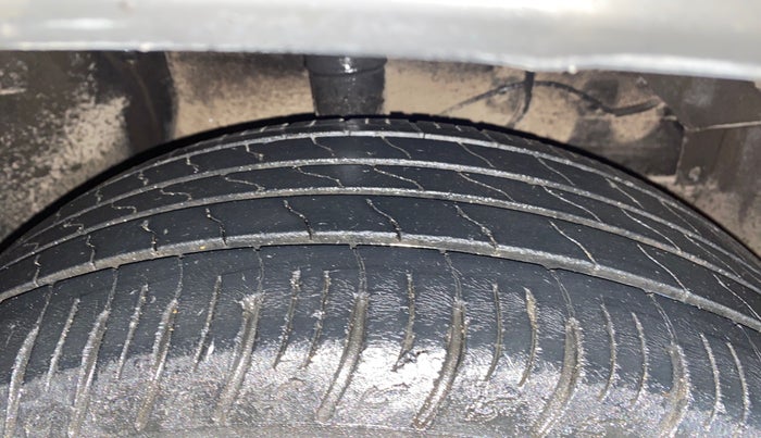 2019 Maruti Vitara Brezza ZDI AMT, Diesel, Automatic, 57,039 km, Right Front Tyre Tread