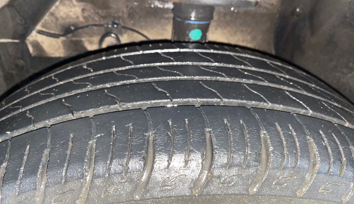 2019 Maruti Vitara Brezza ZDI AMT, Diesel, Automatic, 57,039 km, Left Front Tyre Tread