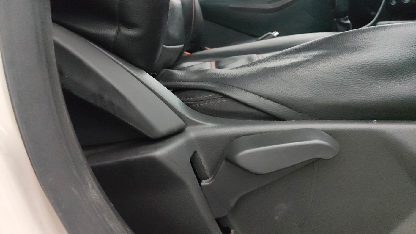 2020 Ford FREESTYLE TITANIUM 1.2 PETROL, Petrol, Manual, 45,534 km, Driver Side Adjustment Panel