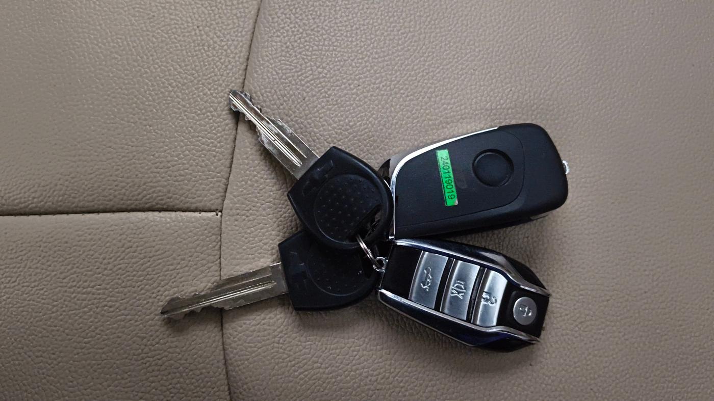 2013 Chevrolet Sail 1.2 LS ABS, Petrol, Manual, 58,563 km, Key Close Up