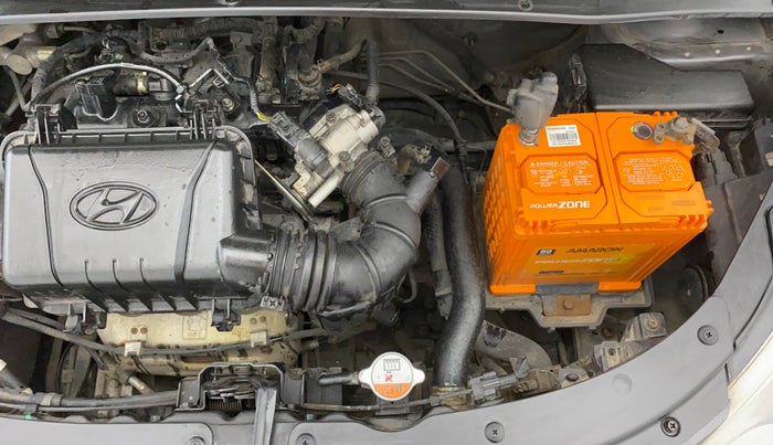 2015 Hyundai i10 SPORTZ 1.1, Petrol, Manual, 43,020 km, Engine View - Left