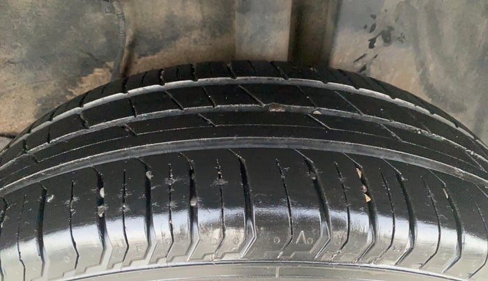 2022 Tata PUNCH ACCOMPLISHED MT, Petrol, Manual, 49,843 km, Left Rear Tyre Tread