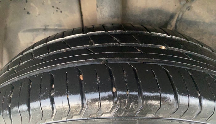 2022 Tata PUNCH ACCOMPLISHED MT, Petrol, Manual, 49,843 km, Right Rear Tyre Tread