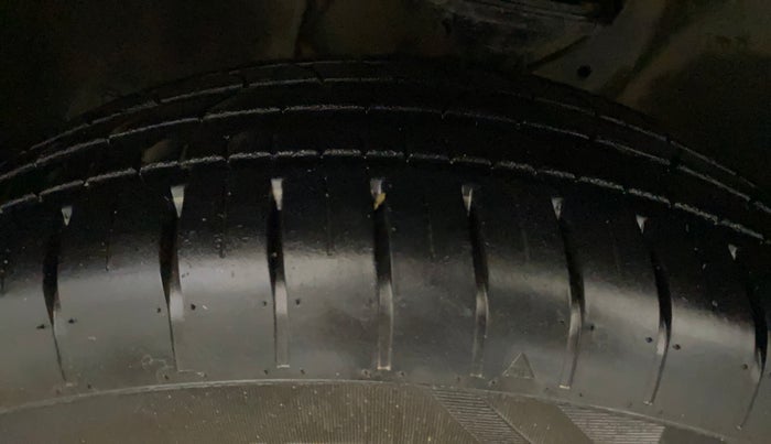 2019 Maruti IGNIS ZETA 1.2 AMT, Petrol, Automatic, 62,290 km, Left Front Tyre Tread