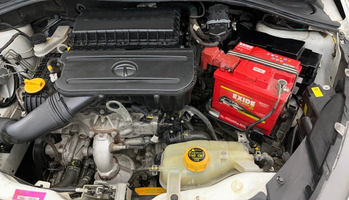2022 Tata Tiago XT CNG, CNG, Manual, 27,376 km, Engine View - Left