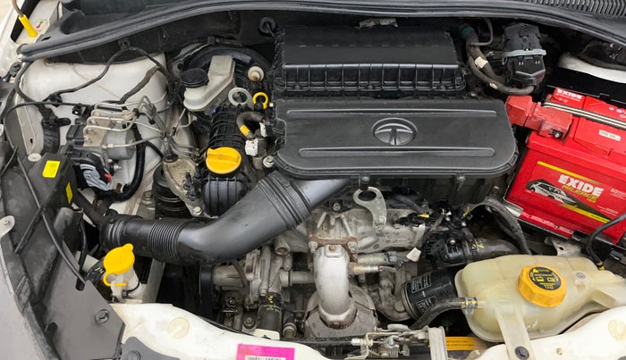 2022 Tata Tiago XT CNG, CNG, Manual, 27,376 km, Engine View - Right