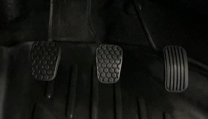 2022 Tata Tiago XT CNG, CNG, Manual, 27,376 km, Pedals