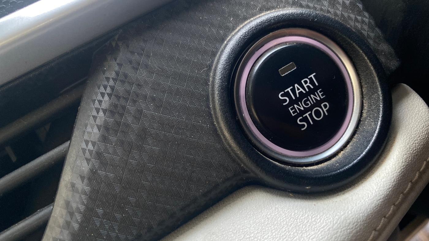 2024 Tata NEXON CREATIVE PLUS 1.2 REVOTRON 6 AMT, Petrol, Automatic, 64,944 km, Keyless Start/ Stop Button