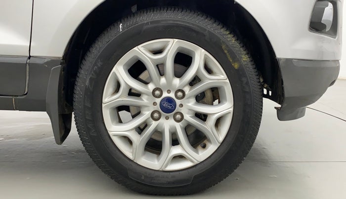 2015 Ford Ecosport TITANIUM 1.5L PETROL AT, Petrol, Automatic, 28,455 km, Right Front Wheel