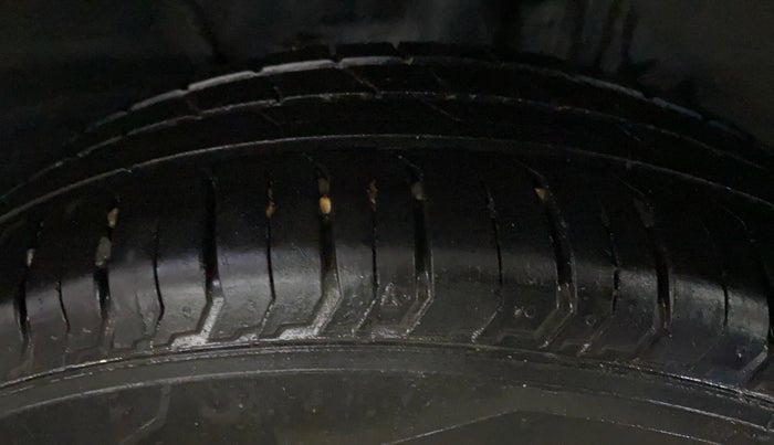 2022 Tata PUNCH PURE MT, Petrol, Manual, 22,591 km, Left Rear Tyre Tread