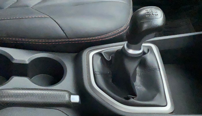 2017 Hyundai Creta SX PLUS 1.6 PETROL, Petrol, Manual, 80,736 km, Gear Lever