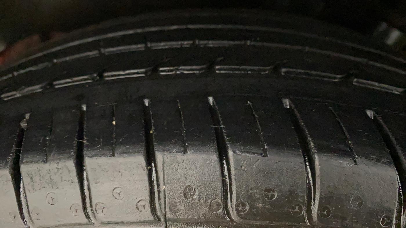 2017 Hyundai Creta SX PLUS 1.6 PETROL, Petrol, Manual, 80,736 km, Left Rear Tyre Tread