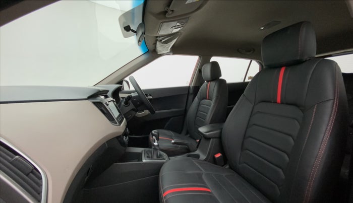 2017 Hyundai Creta SX PLUS 1.6 PETROL, Petrol, Manual, 80,736 km, Right Side Front Door Cabin