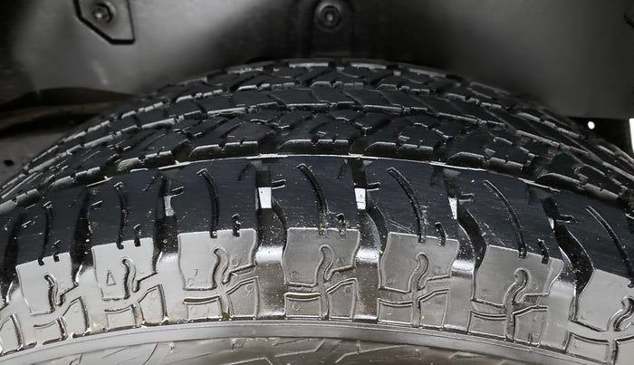 2021 Mahindra Thar LX PETROL HT 4WD AT, Petrol, Automatic, 9,473 km, Left Rear Tyre Tread